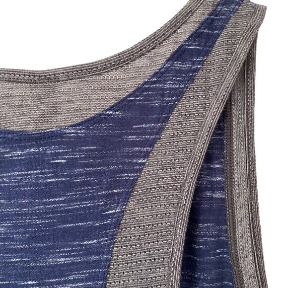 Under Armour Womens Blue Gray Heat Gear Tank Top NWTs size large - Picture 4 of 7